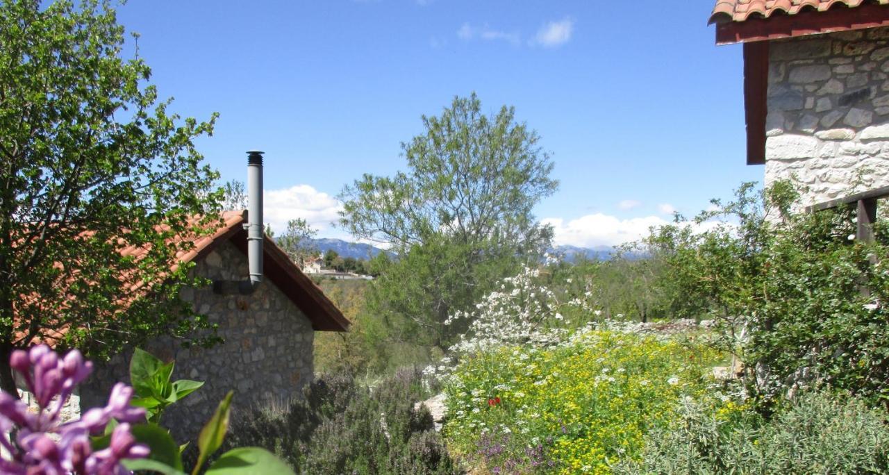Stone House In A Quiet Landscape, Leonidion Villa Exterior foto